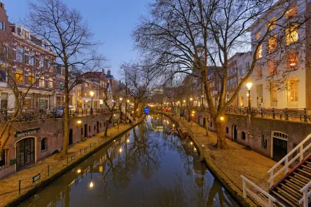 utrecht oudegracht by night