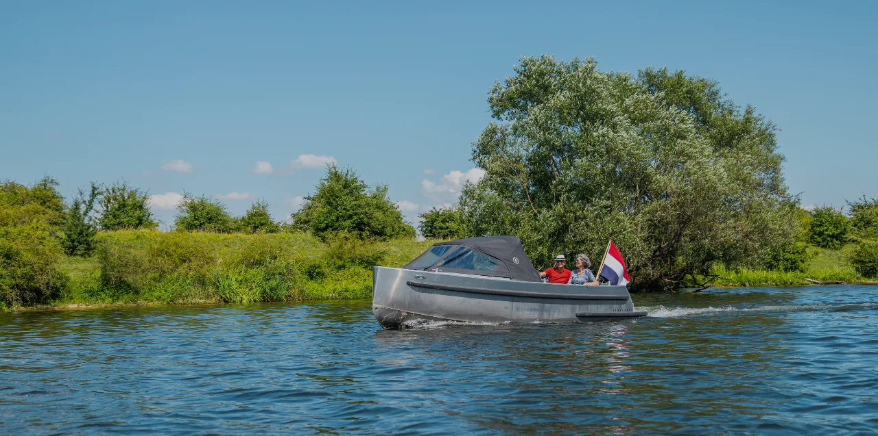 Vakantieparken Nederland Noord-Brabant Water Boot Donker