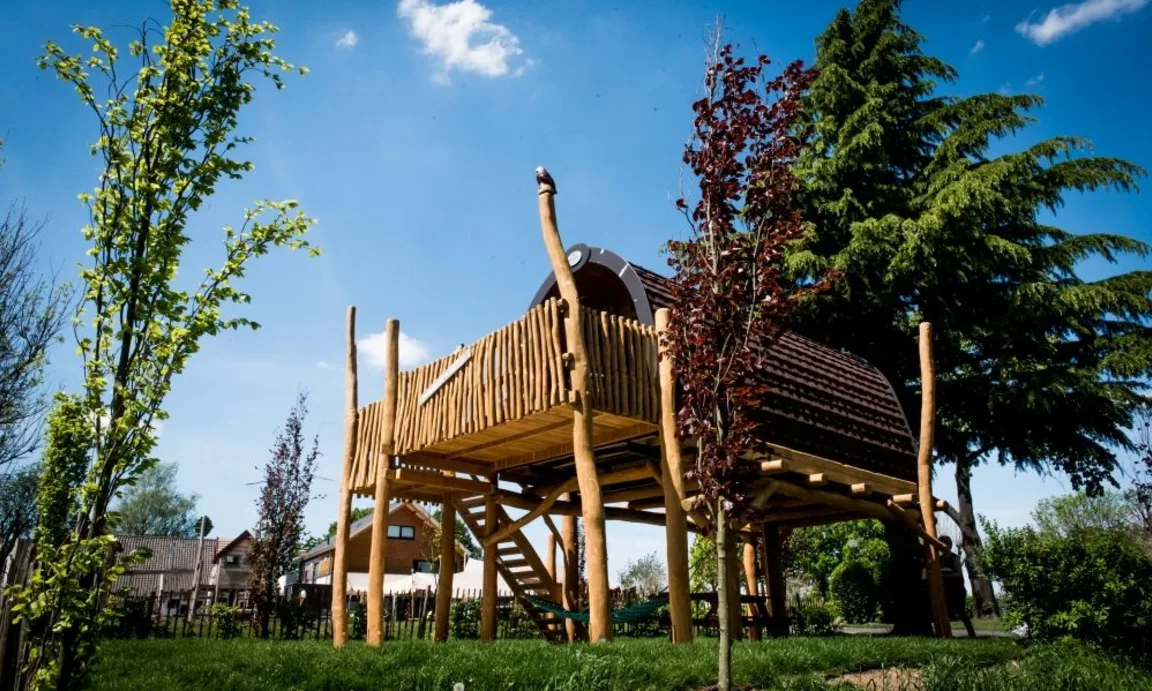 Tree house in Holland | EuroParcs