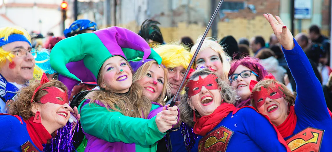 Feiere den Karneval 2025 bei EuroParcs EuroParcs
