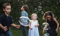 Kinderen Bubbels Spelen
