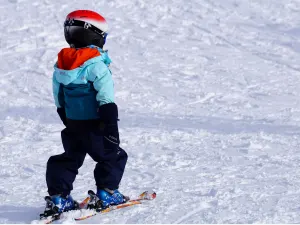 kid ski snow mountain