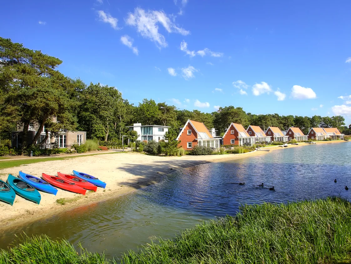 canoes-villas-water-europarcs-de-zanding