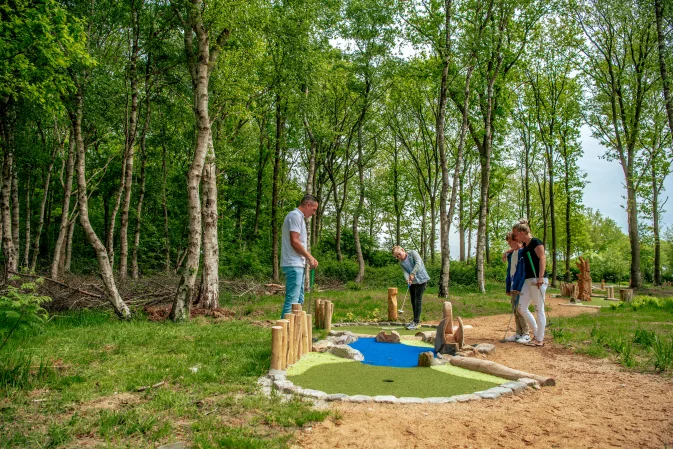 EuroParcs Ruinen vakantiepark Drenthe minigolf gezin familie