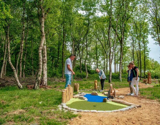 EuroParcs Ruinen holiday park Drenthe mini golf family