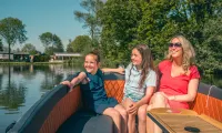 boat-nature-summer-europarcs-de-rijp