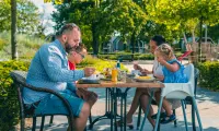 family-restaurant-lunch-europarcs-zuiderzee