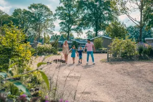 Early booking discount Summer Discount 2024 - Family on summer holiday at EuroParcs