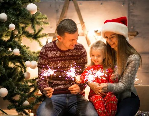 christmas-family-stars-fireworks-europarcs