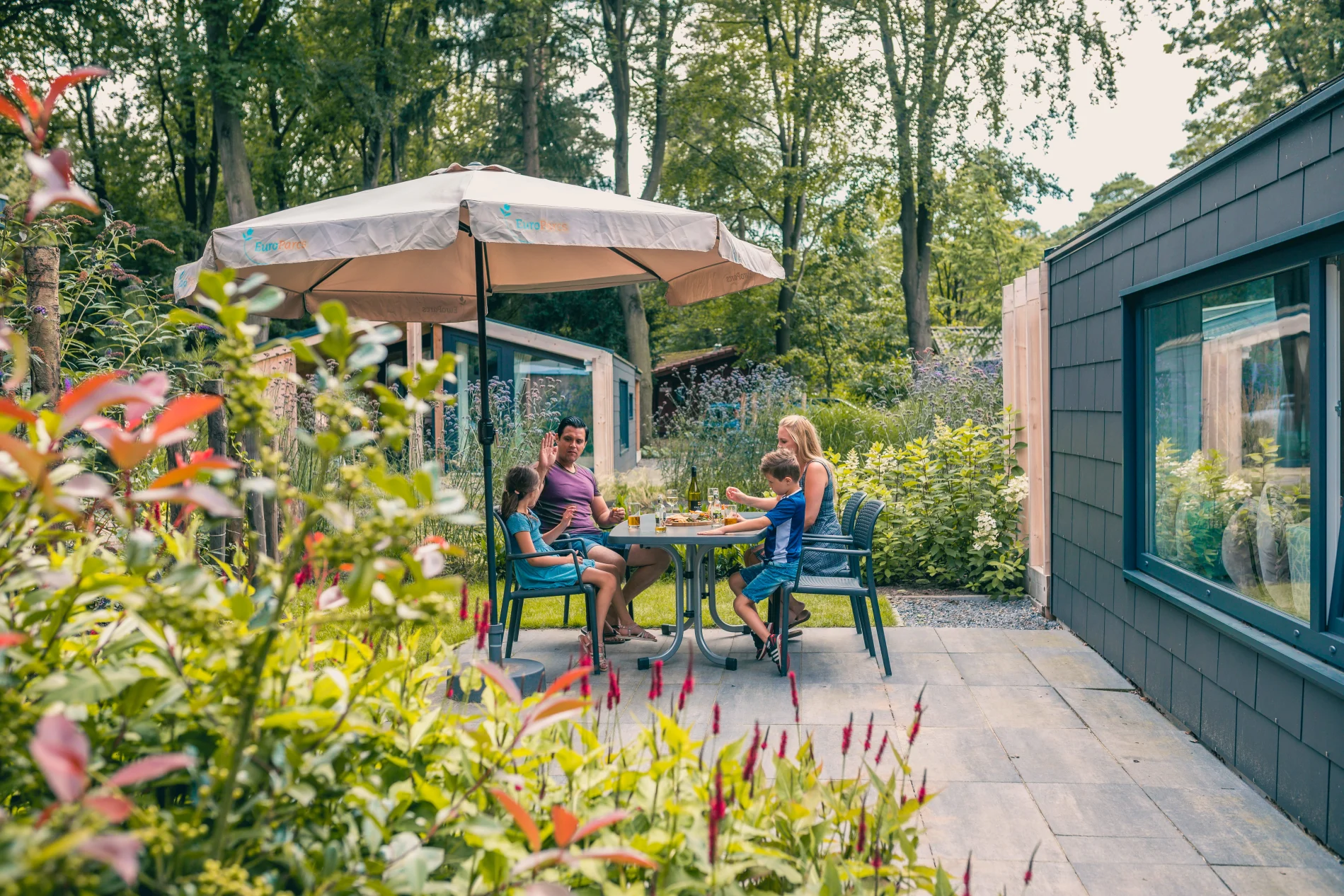 EuroParcs De Utrechtse Heuvelrug Gezin Tuin Accommodatie Hemelvaart Weekend