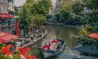 Vakantieparken Nederland Utrecht Gezin Boot Water Gracht Stad