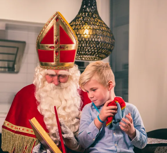 EuroParcs De Zanding Sinterklaas Kid Book Read