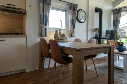 tiny-house-binnen-kijken-europarcs-markermeer