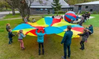 EuroParcs parachute animatie kinderen