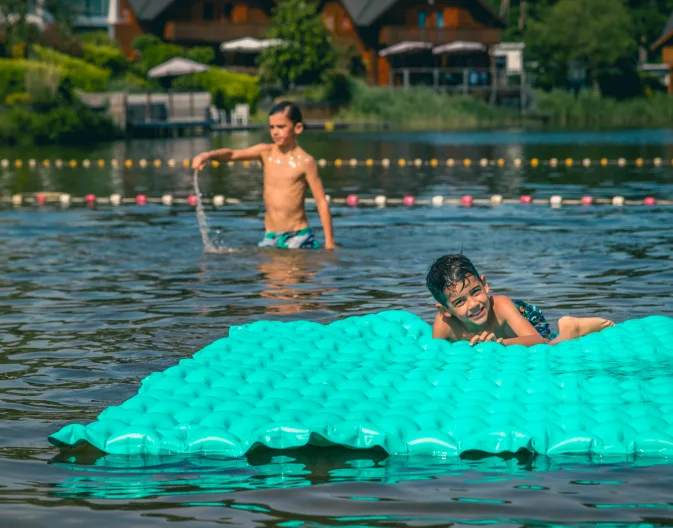 Zwemvijver Activiteiten Kinderen Animatie Zwemmen op EuroParcs Brunssummerheide