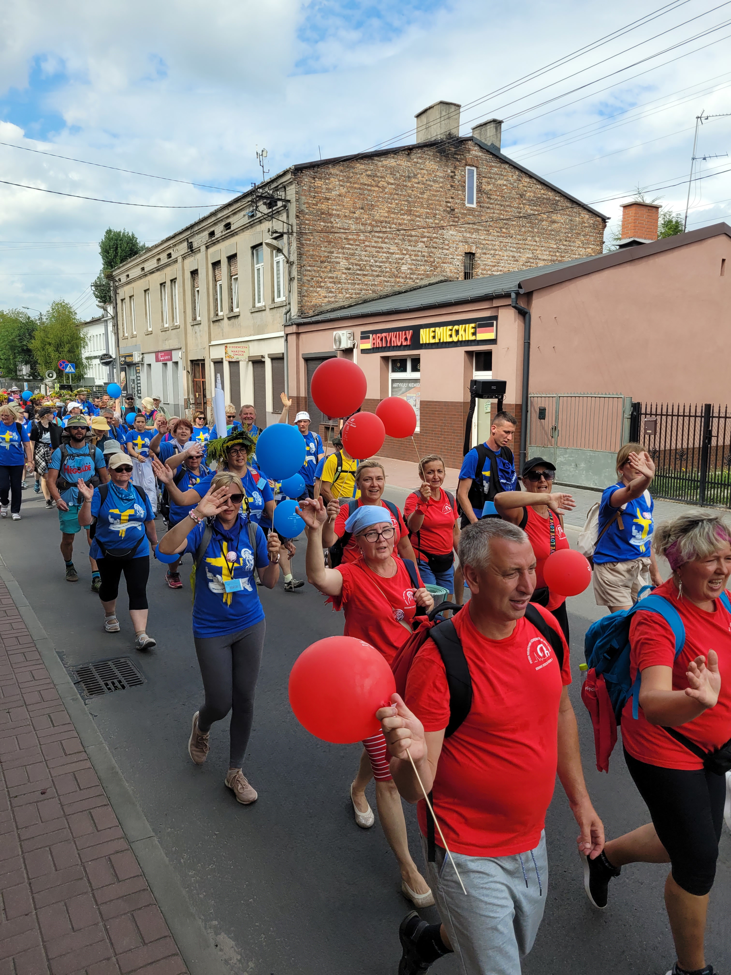 41. Piesza Pielgrzymka na Jasną Górę dekanatu Jawiszowickiego - Parafia Jawiszowice św. Marcina Bp.