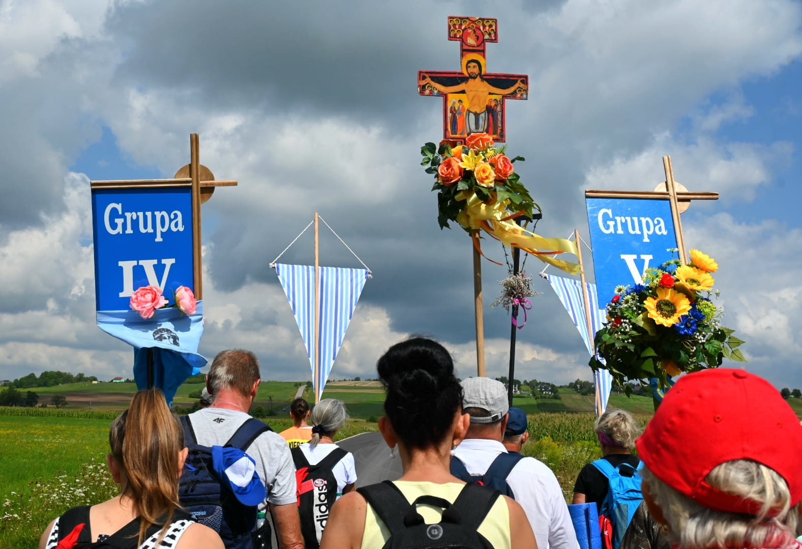 41. Piesza Pielgrzymka na Jasną Górę dekanatu Jawiszowickiego - Parafia Jawiszowice św. Marcina Bp.