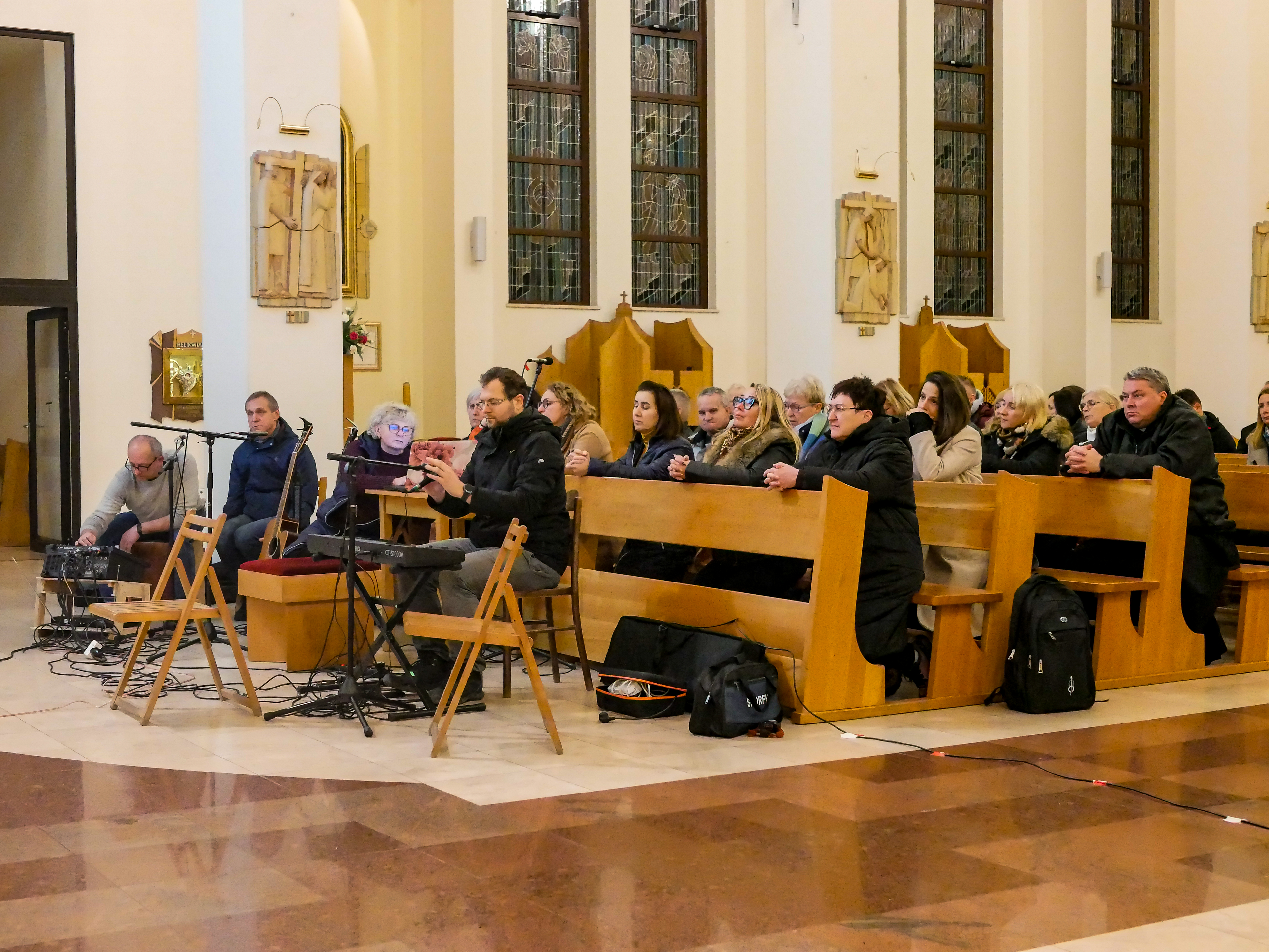 Parafialne czuwanie w kościele NSPJ w Kętach - Parafia Jawiszowice św. Marcina Bpa