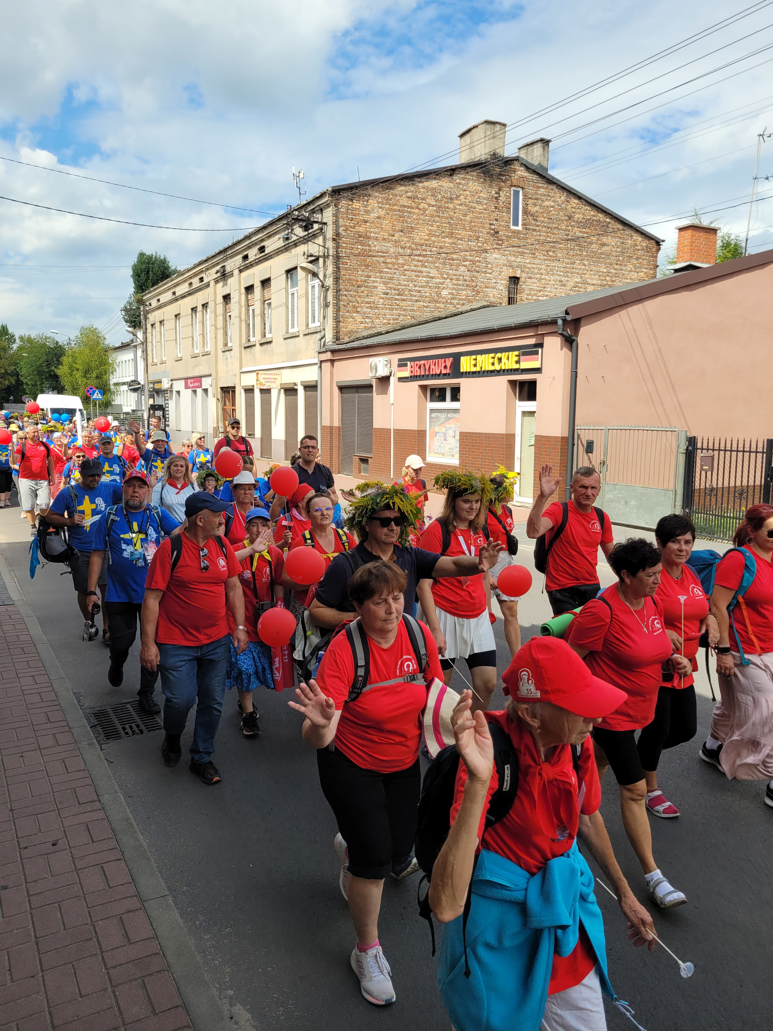 41. Piesza Pielgrzymka na Jasną Górę dekanatu Jawiszowickiego - Parafia Jawiszowice św. Marcina Bp.