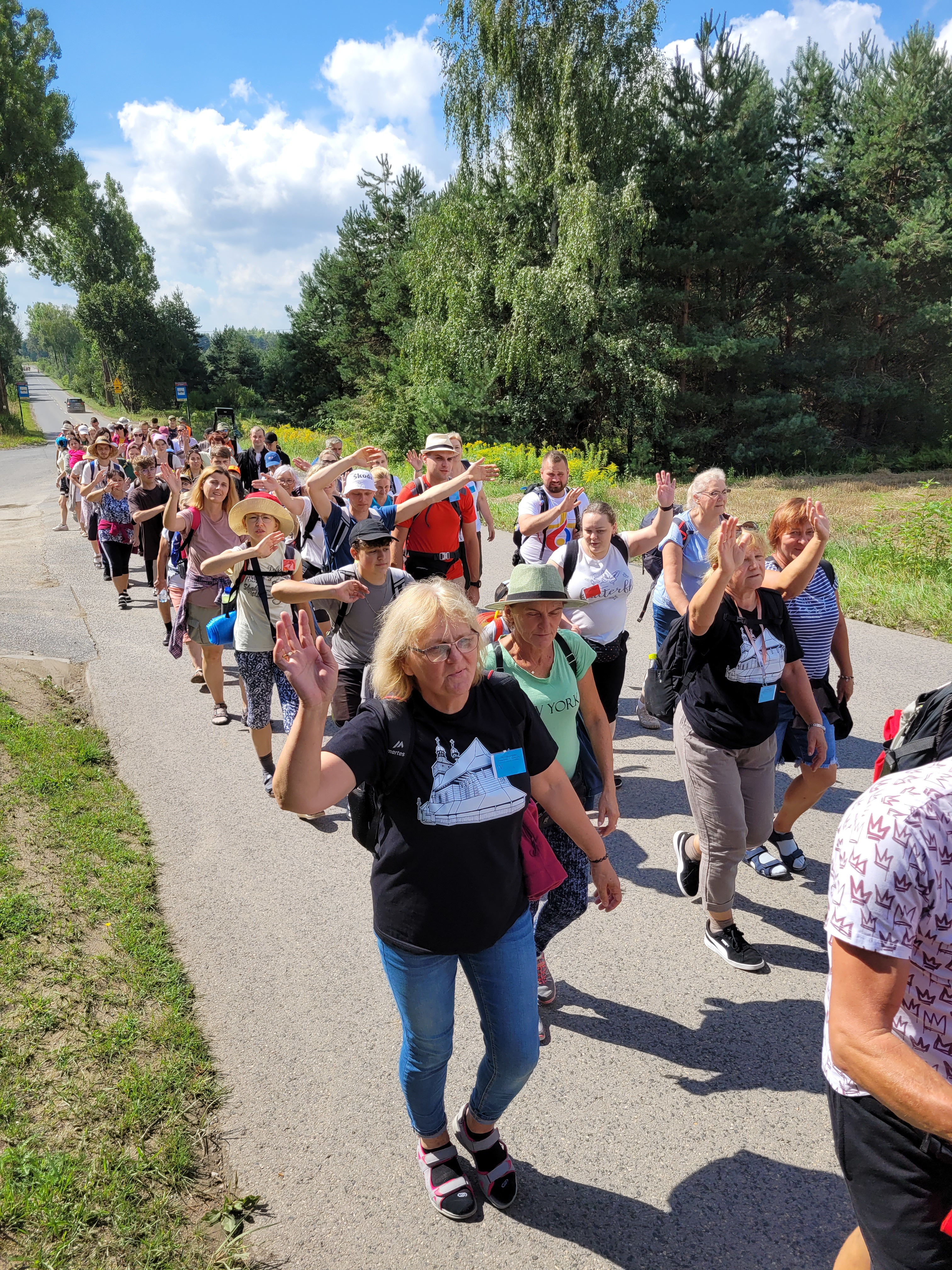 41. Piesza Pielgrzymka na Jasną Górę dekanatu Jawiszowickiego - Parafia Jawiszowice św. Marcina Bp.