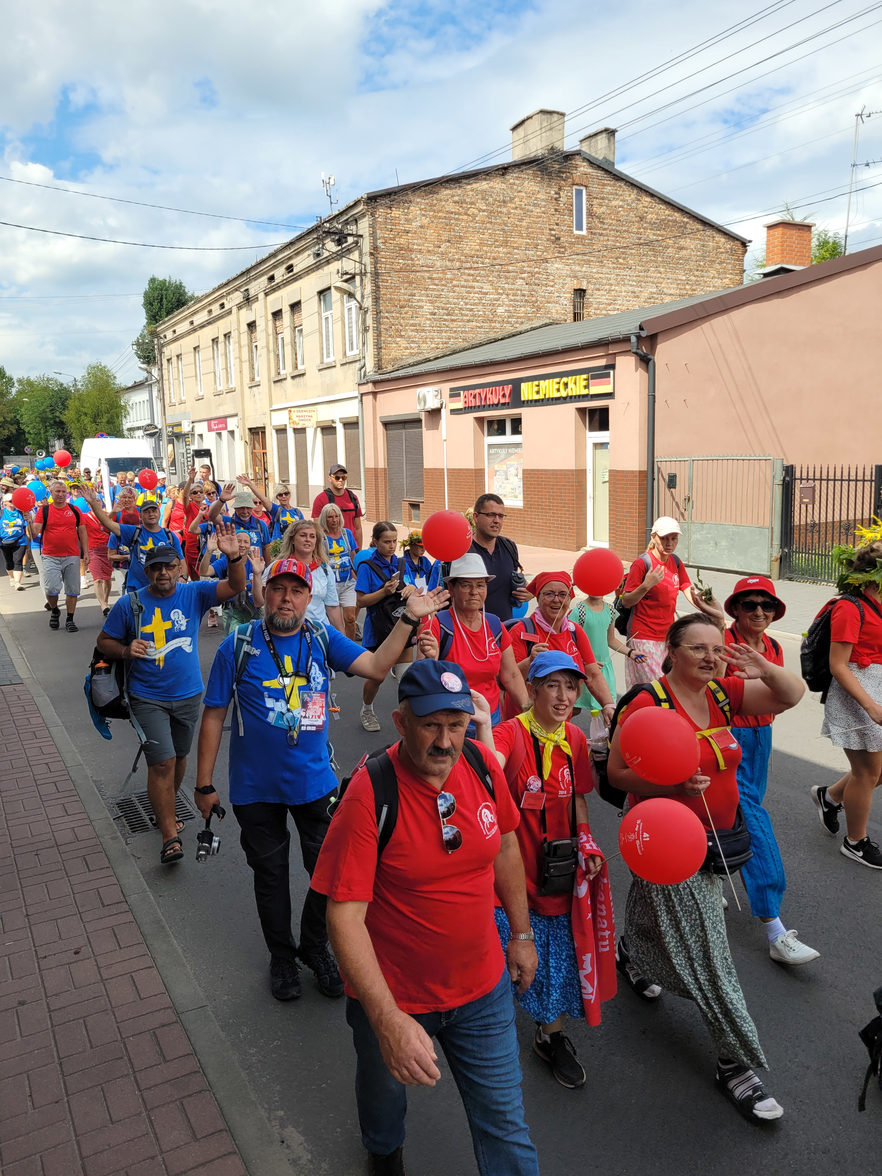 41. Piesza Pielgrzymka na Jasną Górę dekanatu Jawiszowickiego - Parafia Jawiszowice św. Marcina Bp.