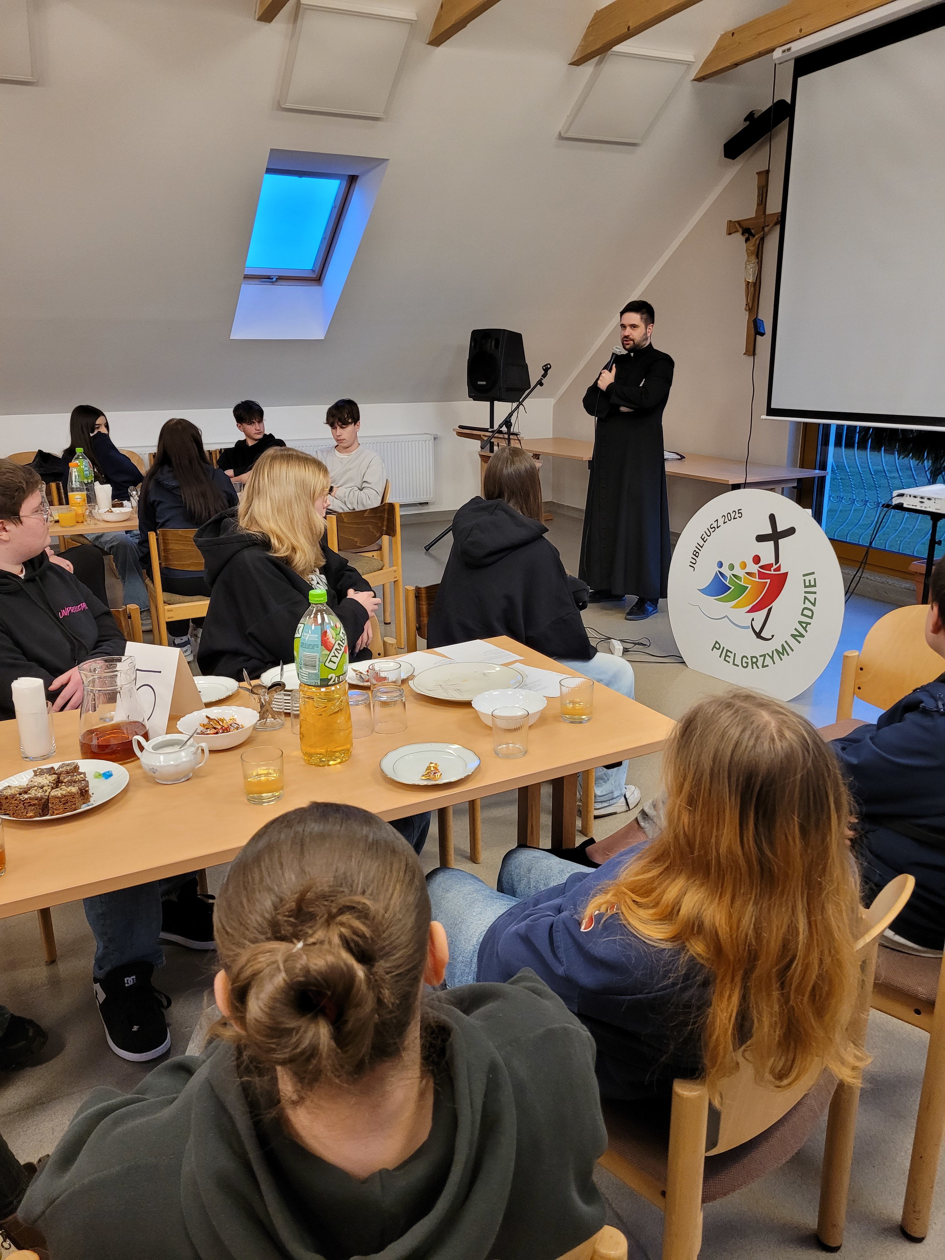 Wizytacja ks. dr. Dawida Surmiaka ws. przygotowania do sakramentu bierzmowania