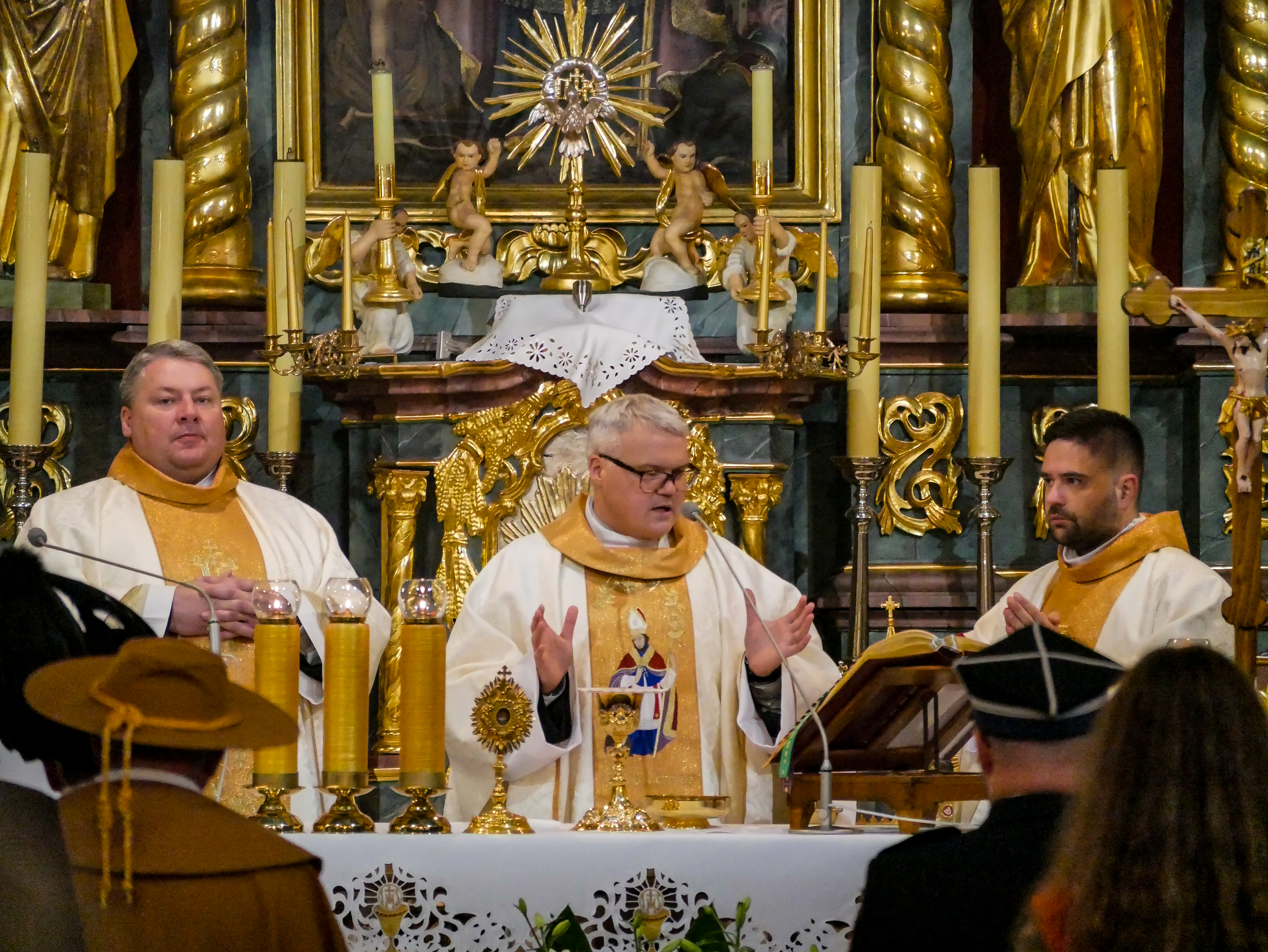 Uroczystość odpustowa ku czci św. Marcina Bpa pod przewodnictwem ks. por. dr. Kamila Żółtaszka - Parafia Jawiszowice św. Marcina Bpa