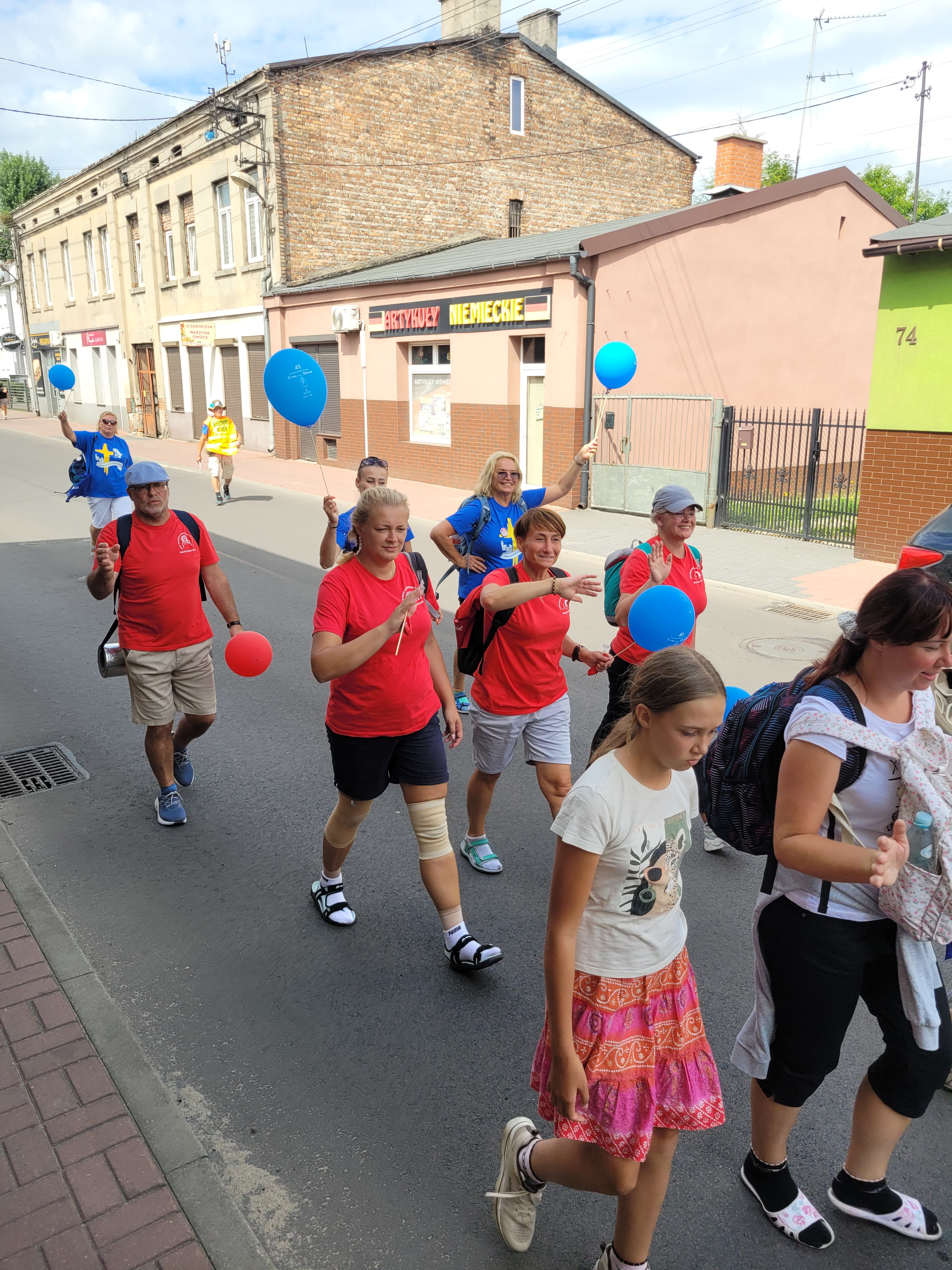 41. Piesza Pielgrzymka na Jasną Górę dekanatu Jawiszowickiego - Parafia Jawiszowice św. Marcina Bp.