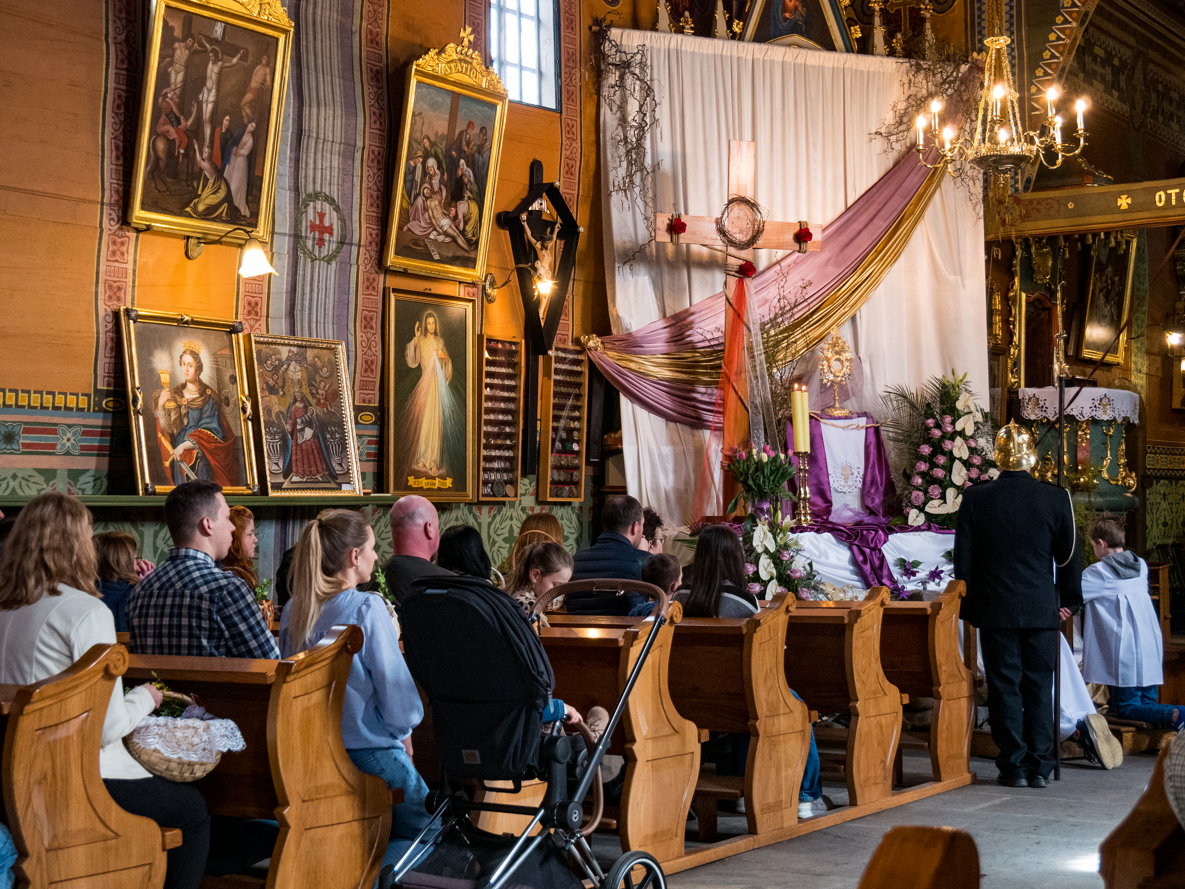 Wigilia Paschalna - Parafia Jawiszowice św. Marcina Bp.