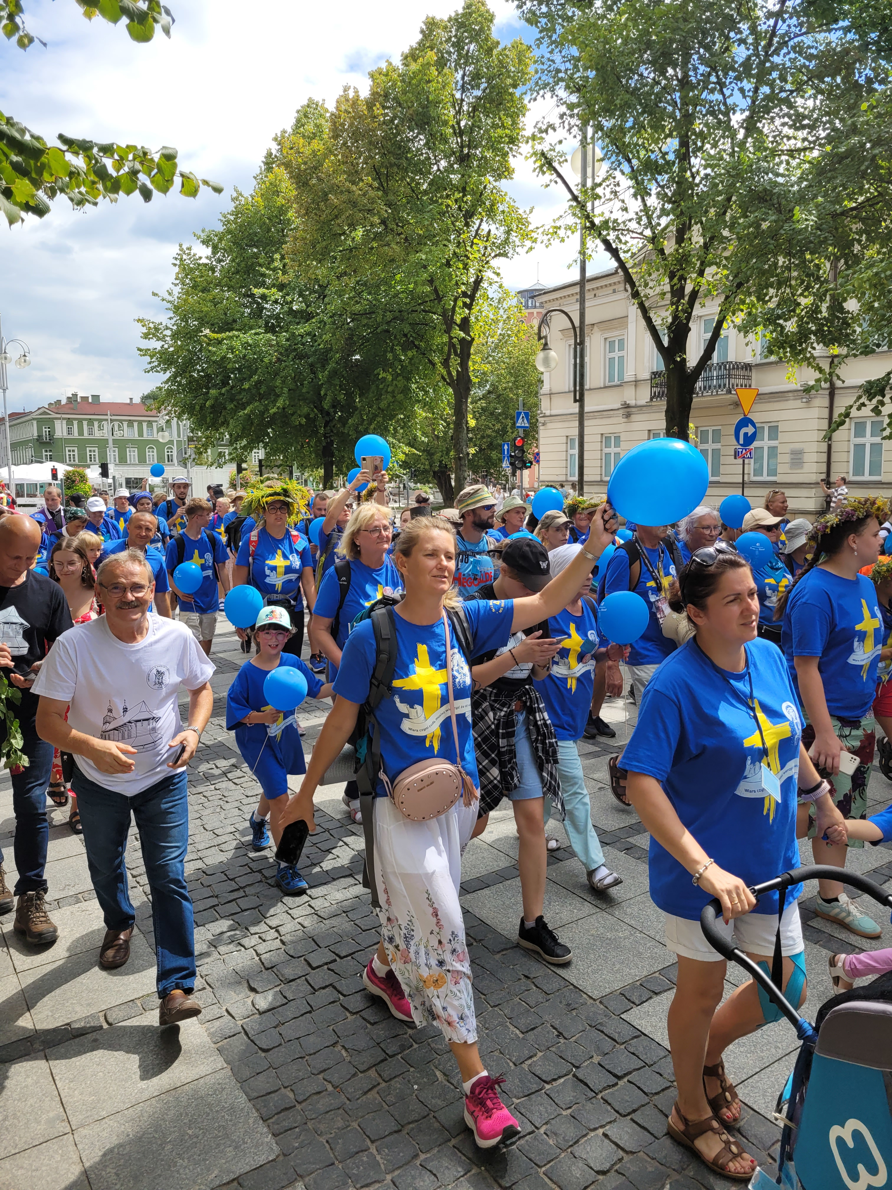 41. Piesza Pielgrzymka na Jasną Górę dekanatu Jawiszowickiego - Parafia Jawiszowice św. Marcina Bp.