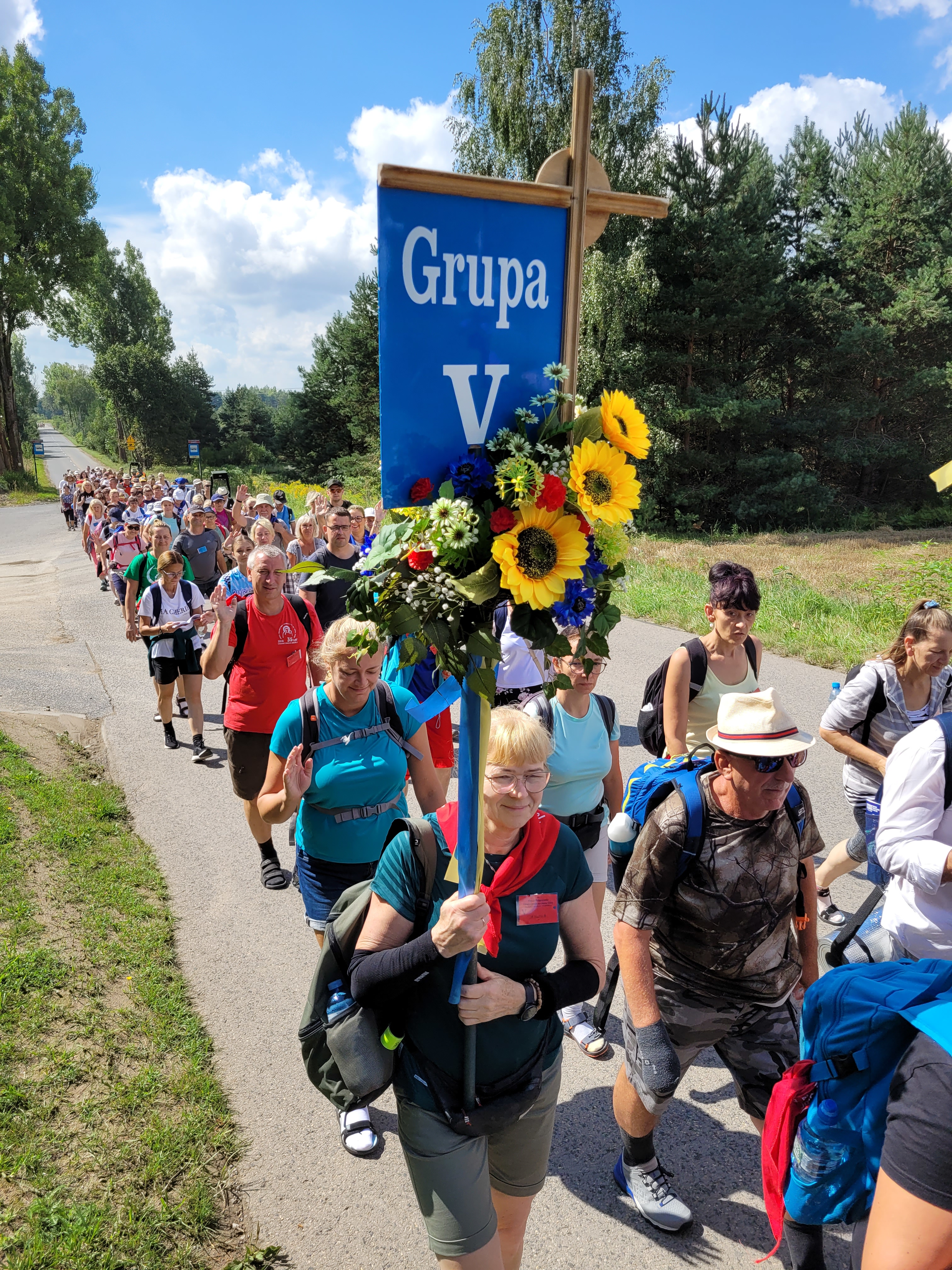 41. Piesza Pielgrzymka na Jasną Górę dekanatu Jawiszowickiego - Parafia Jawiszowice św. Marcina Bp.