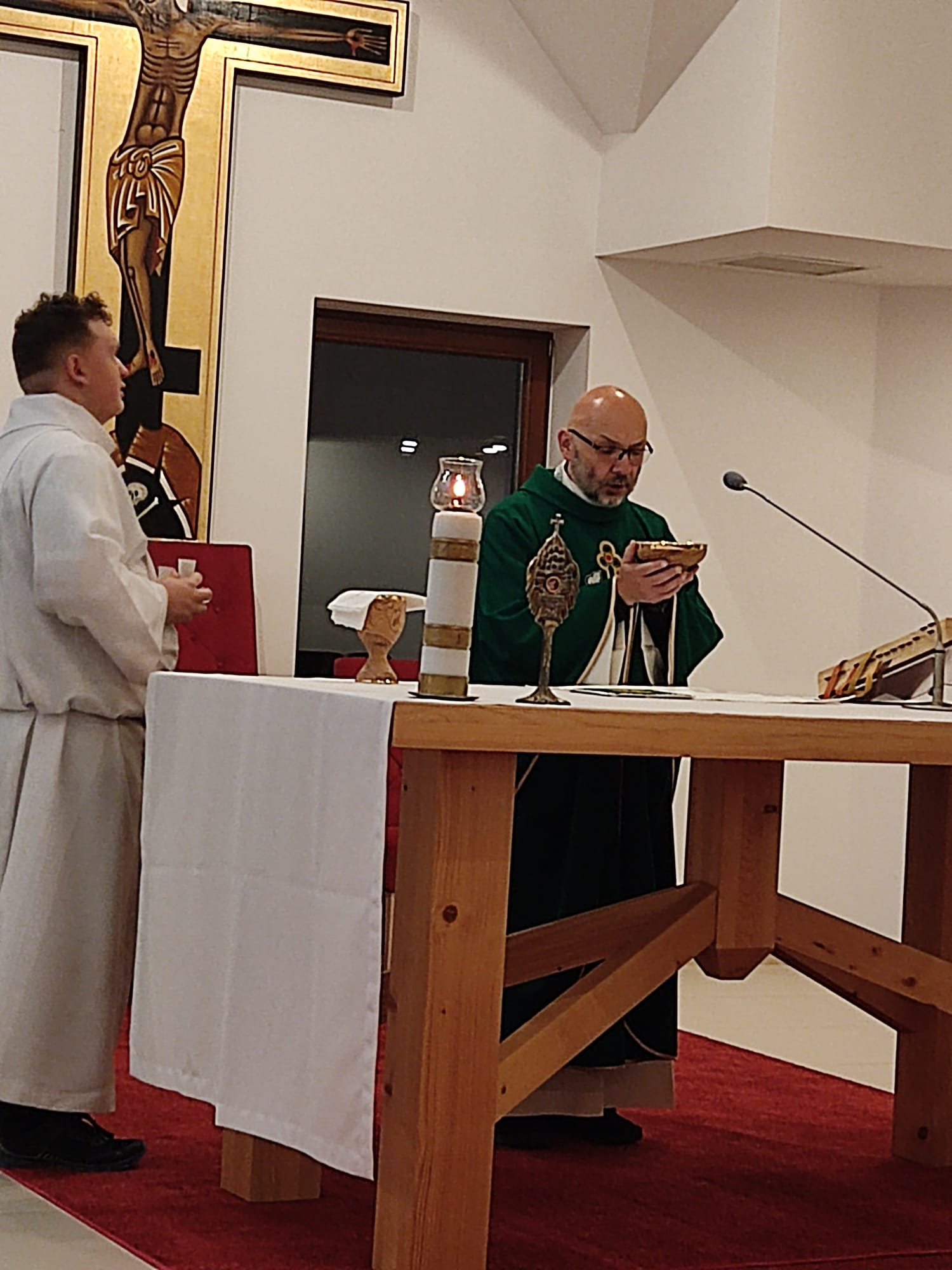 Krzew Winny na rekolekcjach w Skomielnej Czarnej - Parafia Jawiszowice św. Marcina Bpa.