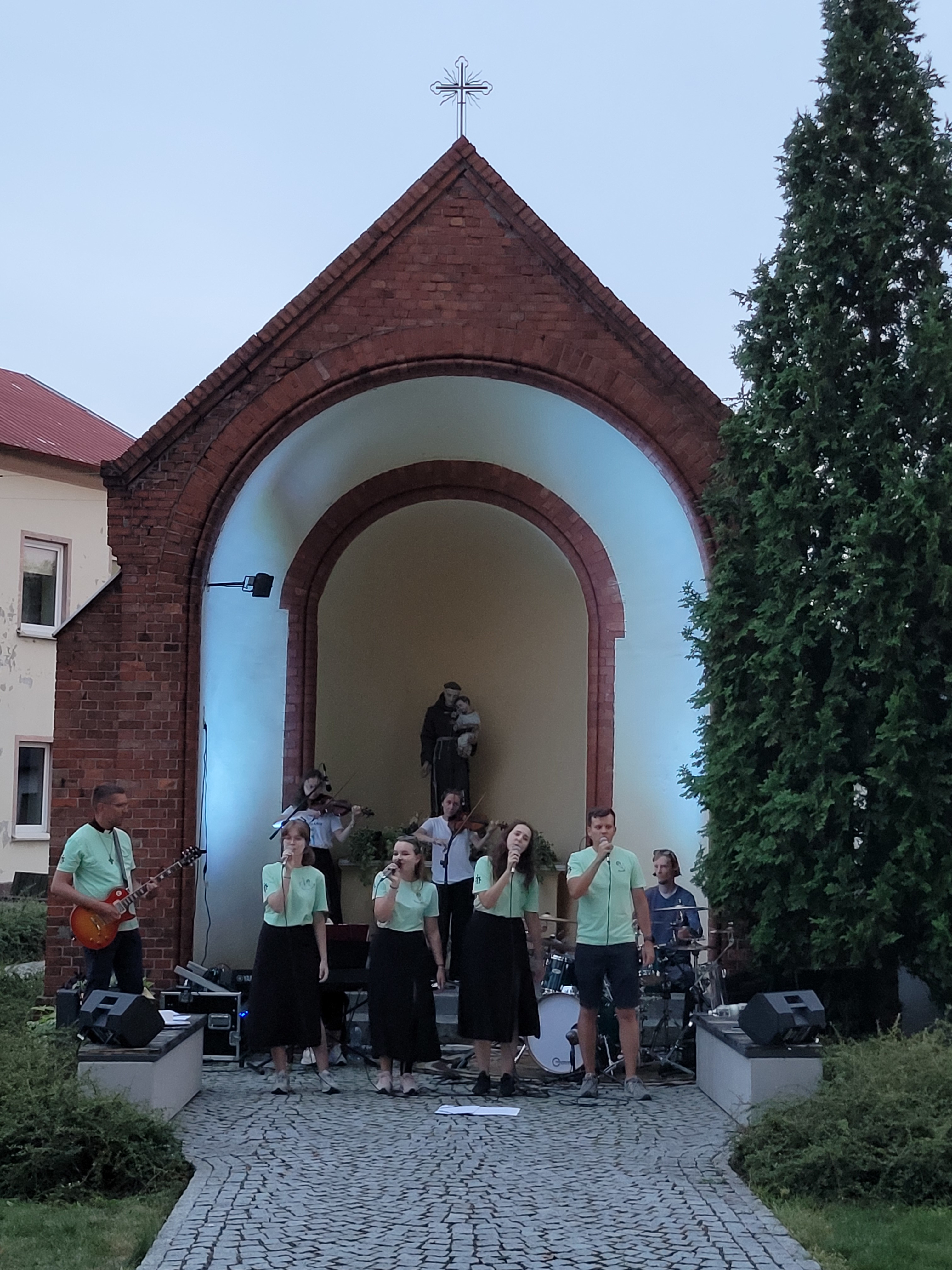 41. Piesza Pielgrzymka na Jasną Górę dekanatu Jawiszowickiego - Parafia Jawiszowice św. Marcina Bp.