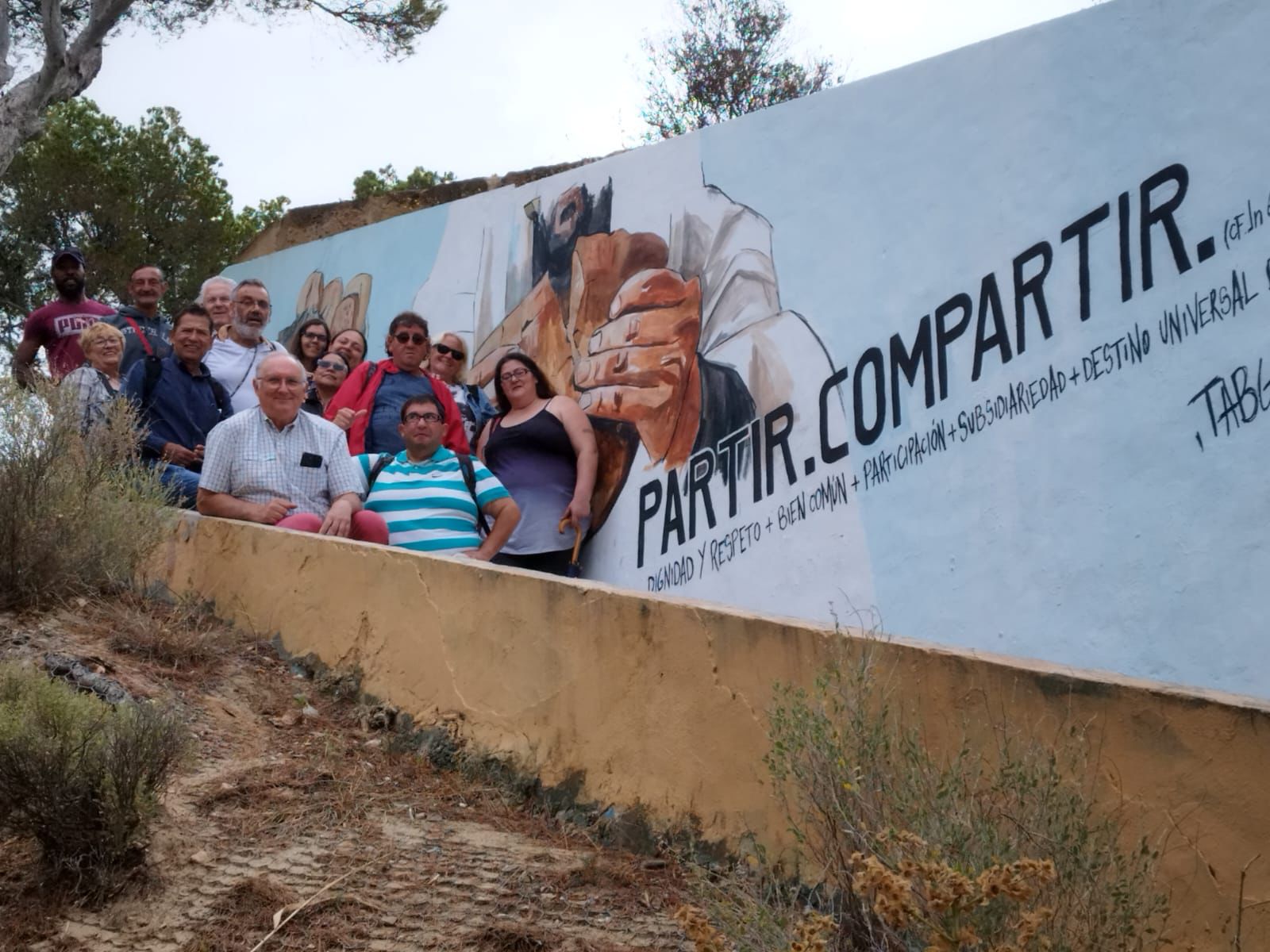 VISITA CARITAS TALLERES LABORALES