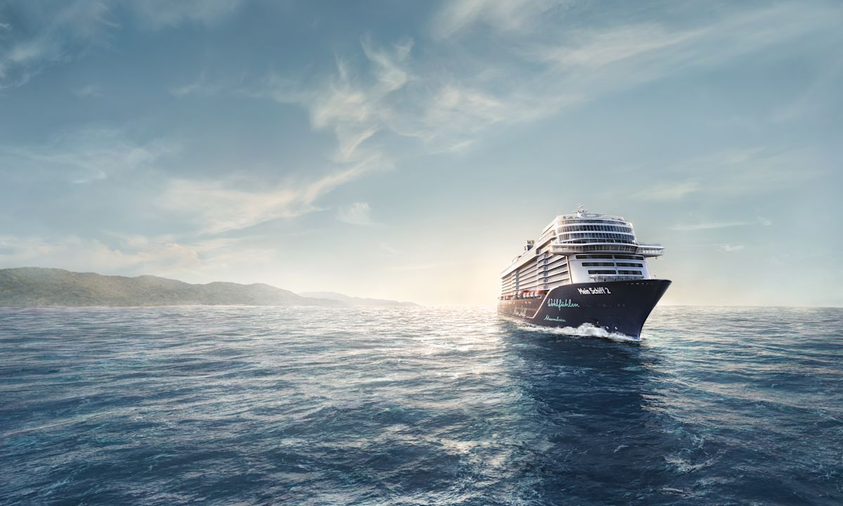 Mein Schiff 2 auf See
