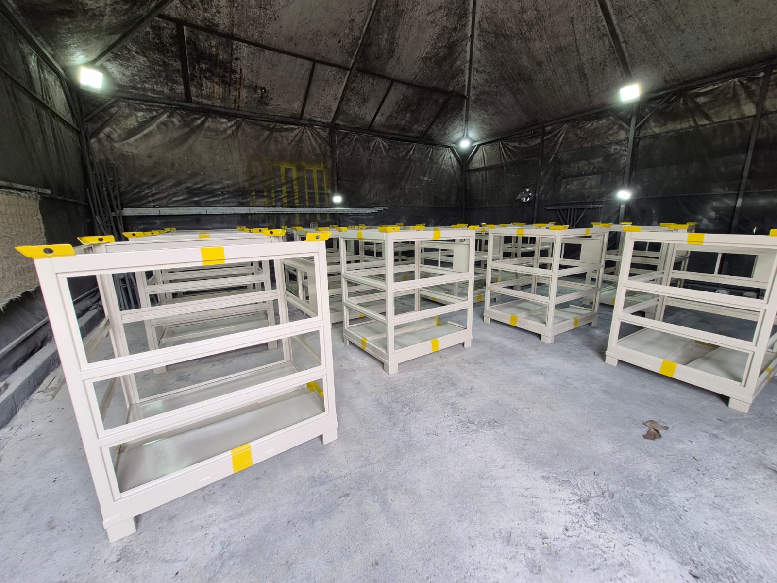 Gaiola Para Contentor