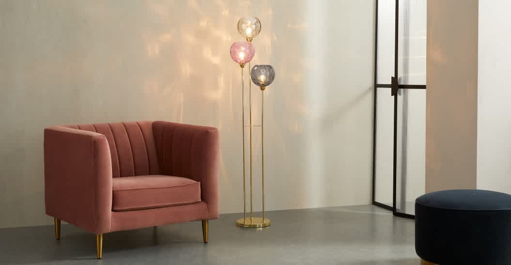 Praktisch und schön: Stehlampen fürs Wohnzimmer