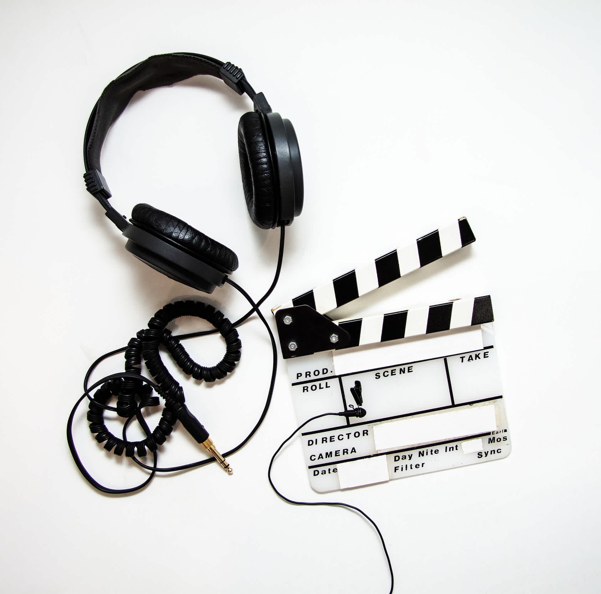 oslometx-headphones-4223911 1920