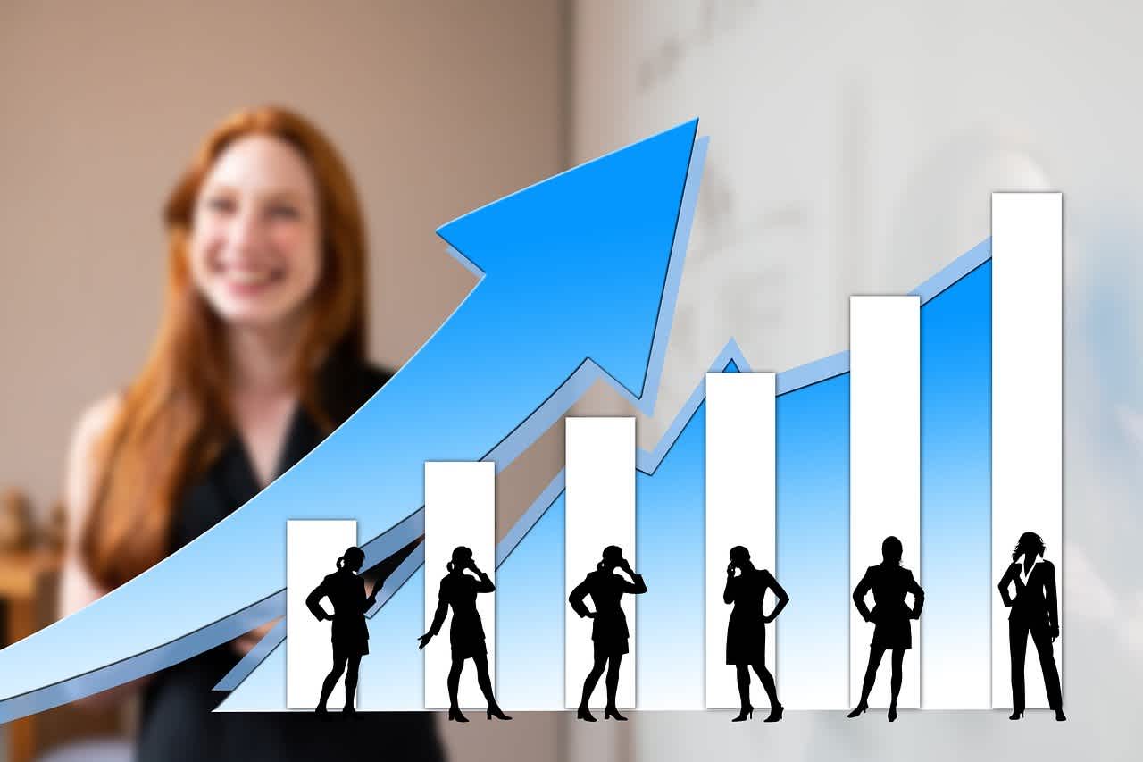 executive-5997679 1280