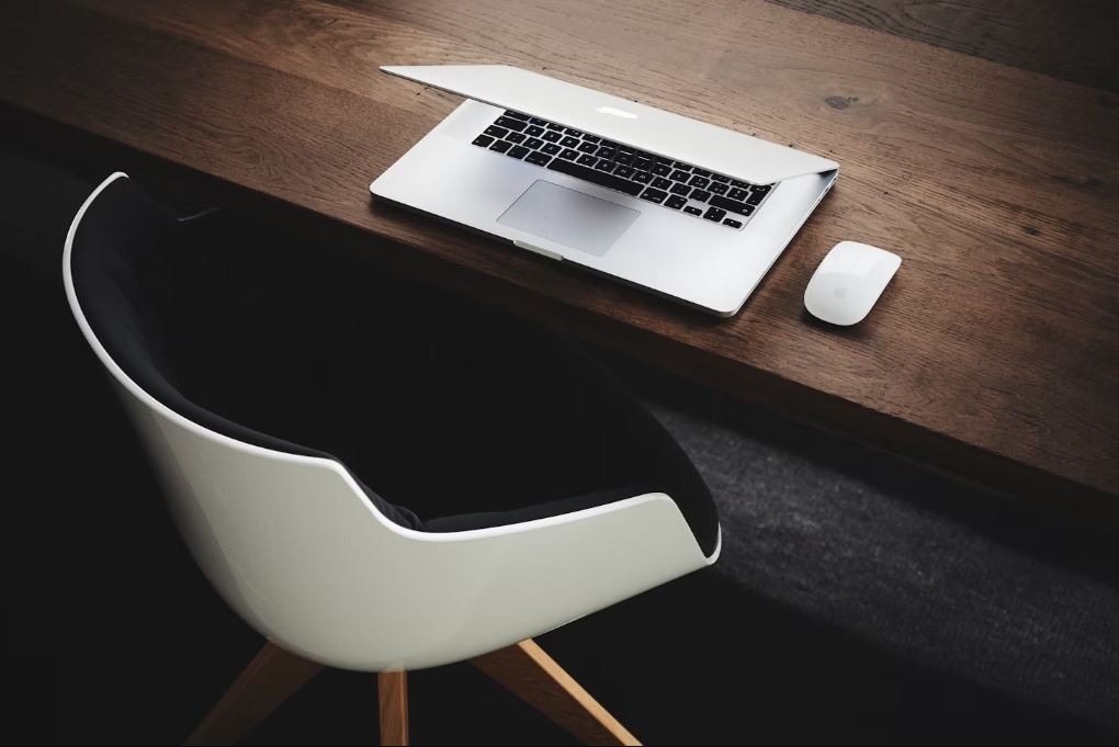 2024-11-20 22 34 49-photo-1487017159836-4e23ece2e4cf (1471×981)