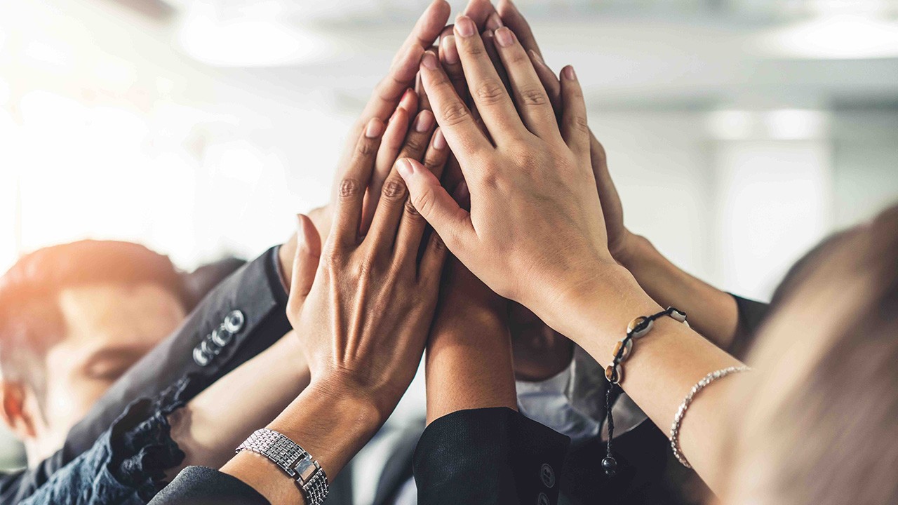 How to Keep Teams Aligned in the Workplace 2