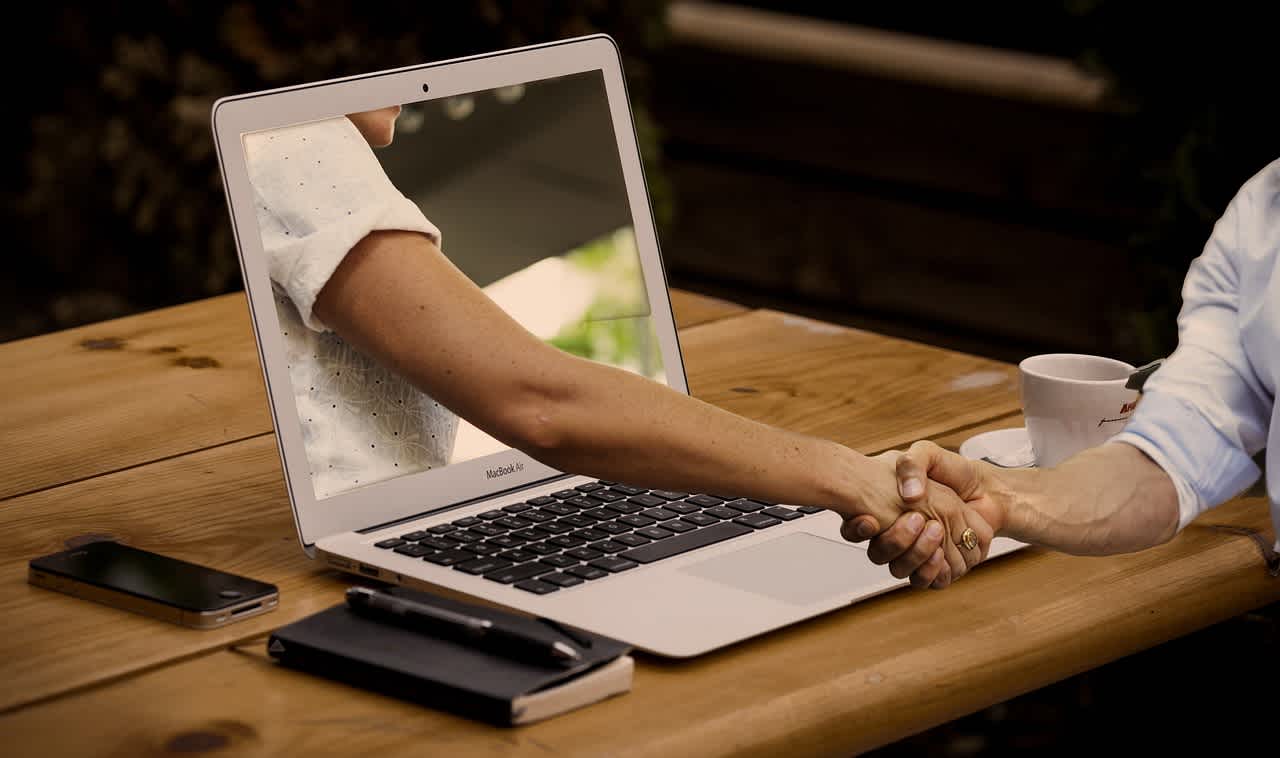 virtual-coworkers-3382503 1280