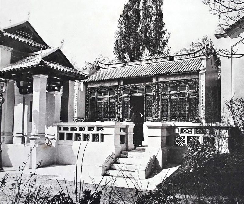 Pavilion at the exposition universelle of 1889  paris