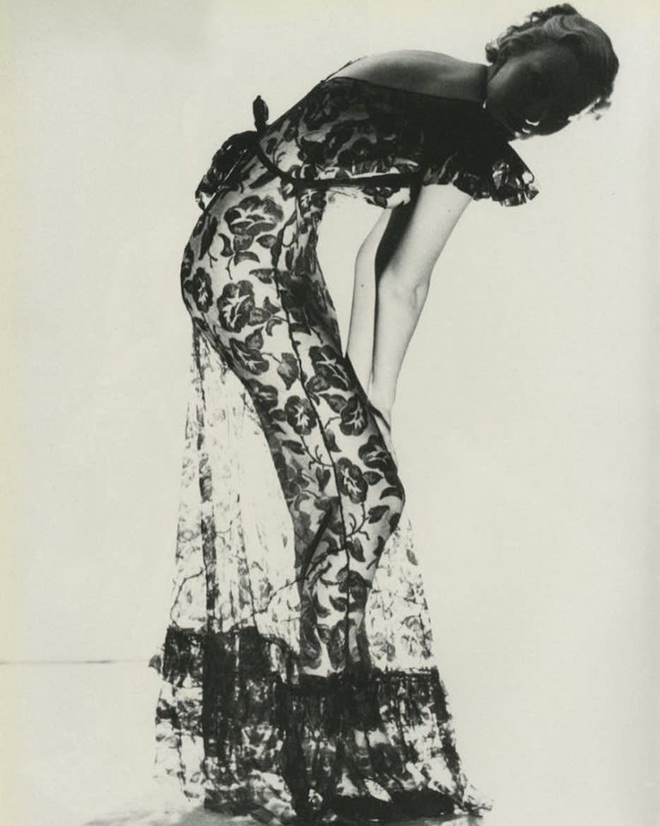 Man ray  lace dress  1930