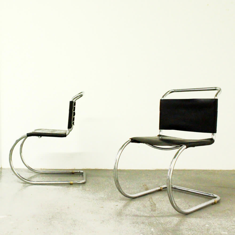  Ludwig Mies van der Rohe, MR Cantilever Chairs, 1926 