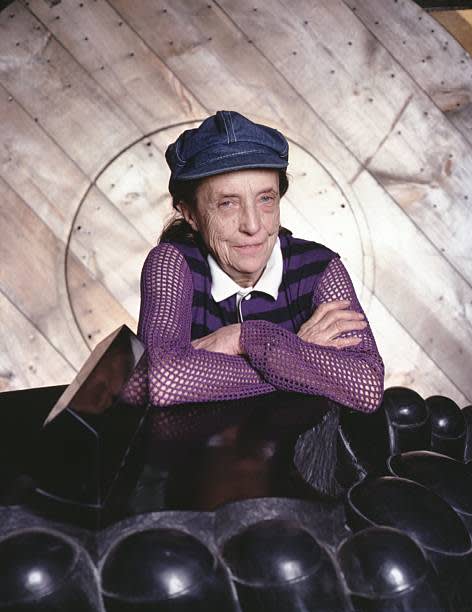 French american artist and sculptor louise bourgeois photographed in her studio in the chelsea