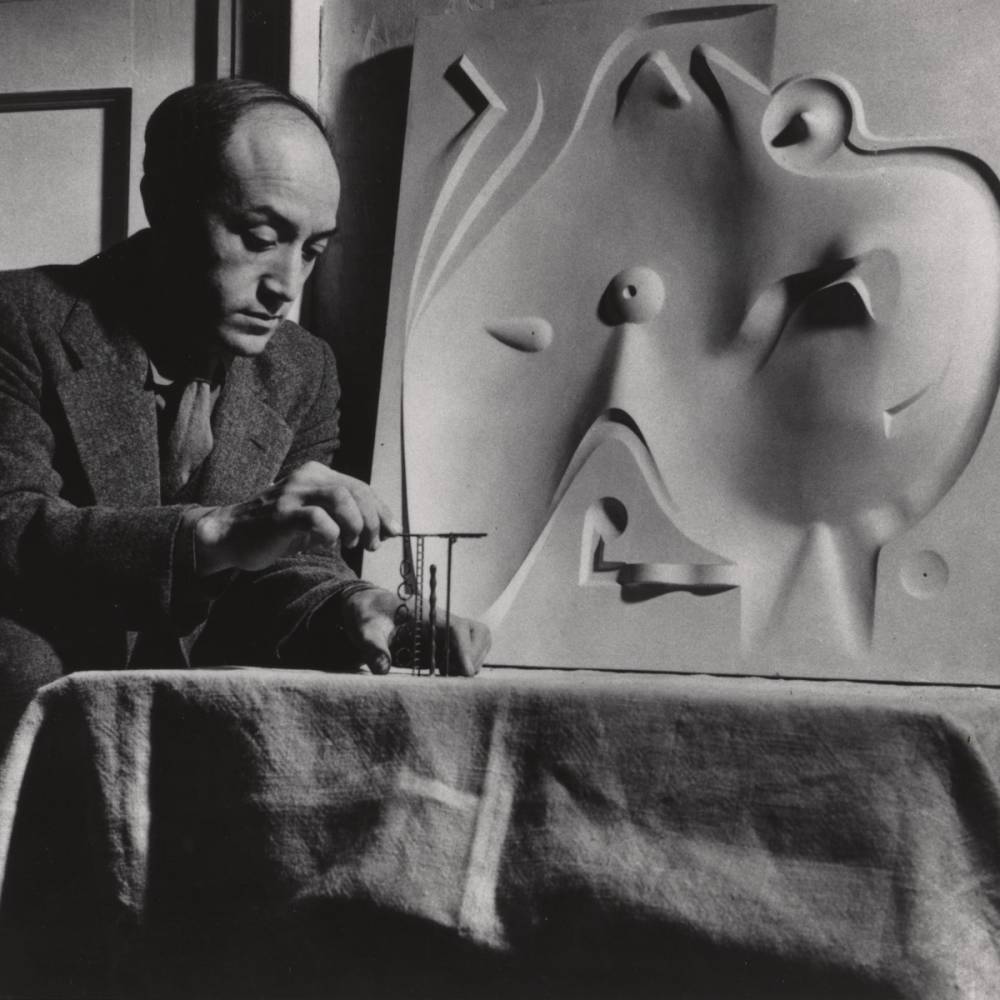  Isamu Noguchi , Model for Contoured Playground, 1946 