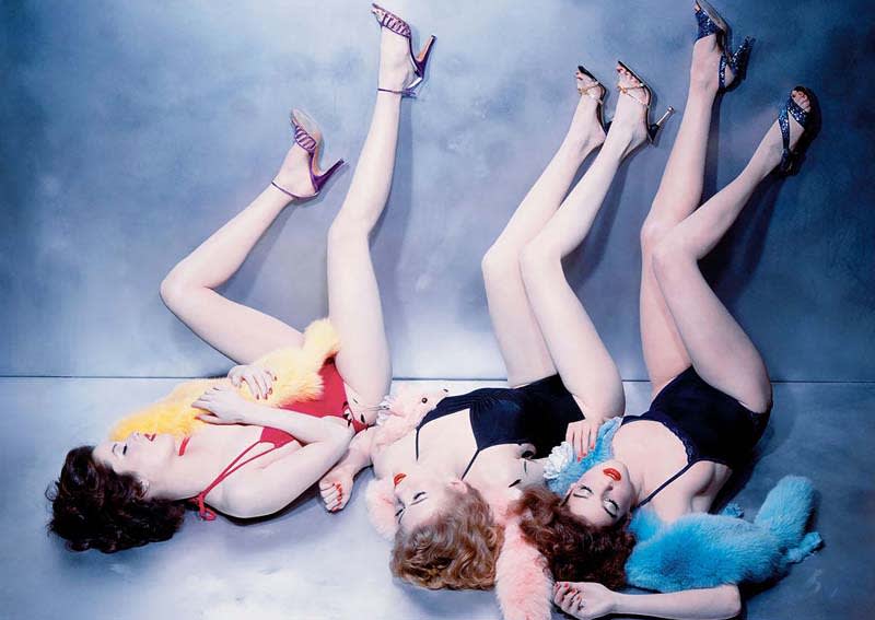 Guy bourdin fashion photography 1976 swimsuits sandals furs