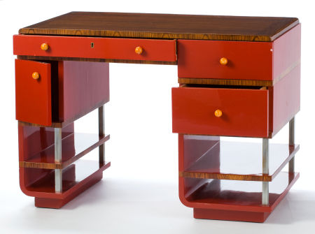 Desk of bakelite  designed by paul frankl in the 1930s.