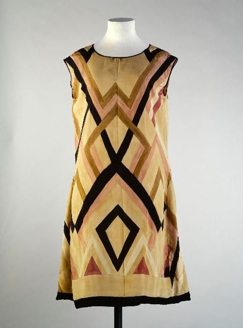 sonia-delaunay-s-textiles-minnie-muse